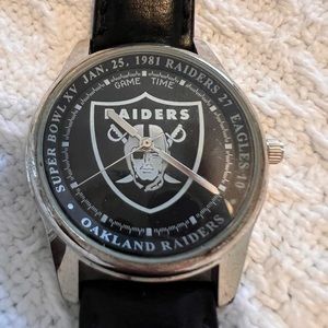 Oakland Raiders watch
